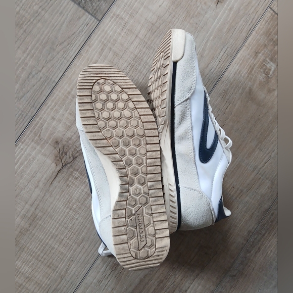 Tretorn Rawlins Sneakers in White and dark Blue. Size 7 - Picture 7 of 9